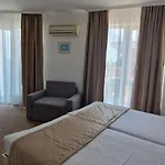 Elite Family Hotell Kiten (Burgas)